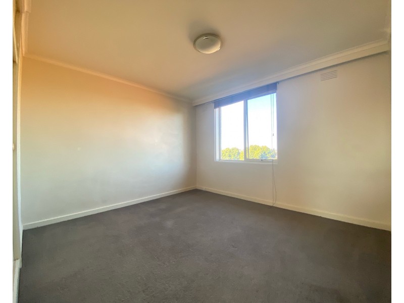 9/96 Glass Street, Essendon VIC 3040