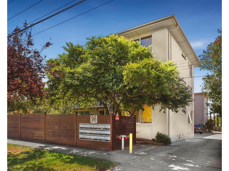 9/96 Glass Street, Essendon VIC 3040