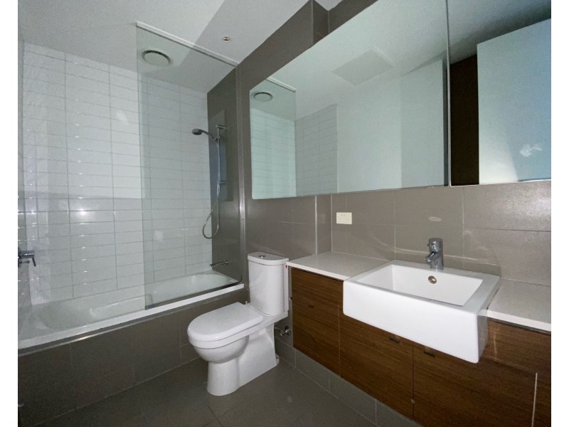 702/111 Leicester Street, Carlton North VIC 3054