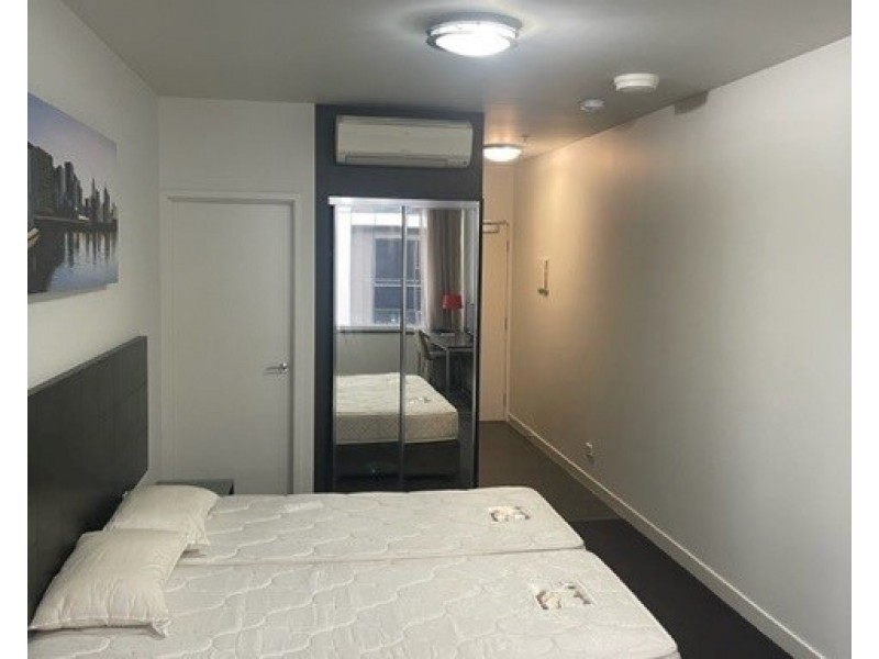 1012/43 Therry Street, Melbourne VIC 3000