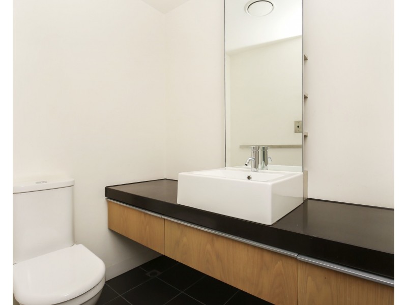 42/60 Flinders Street, Melbourne VIC 3000