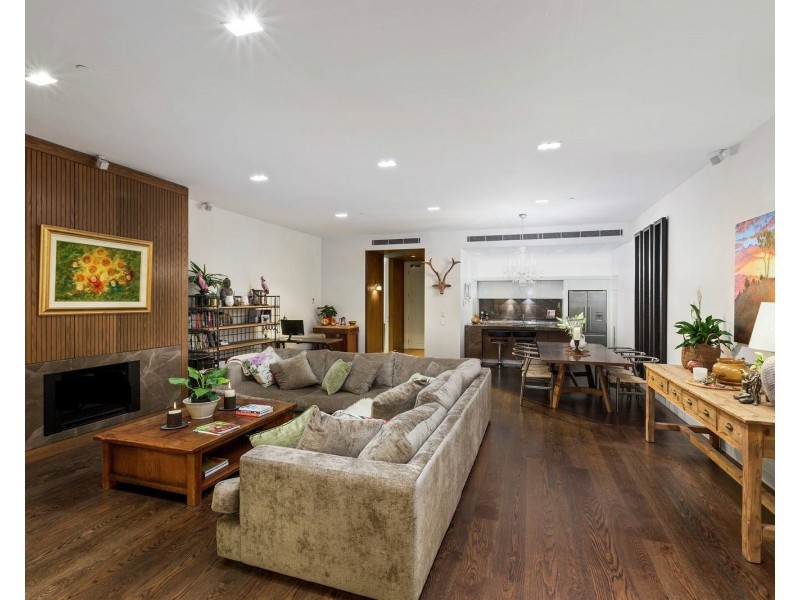 202/150 Clarendon Street, East Melbourne VIC 3002