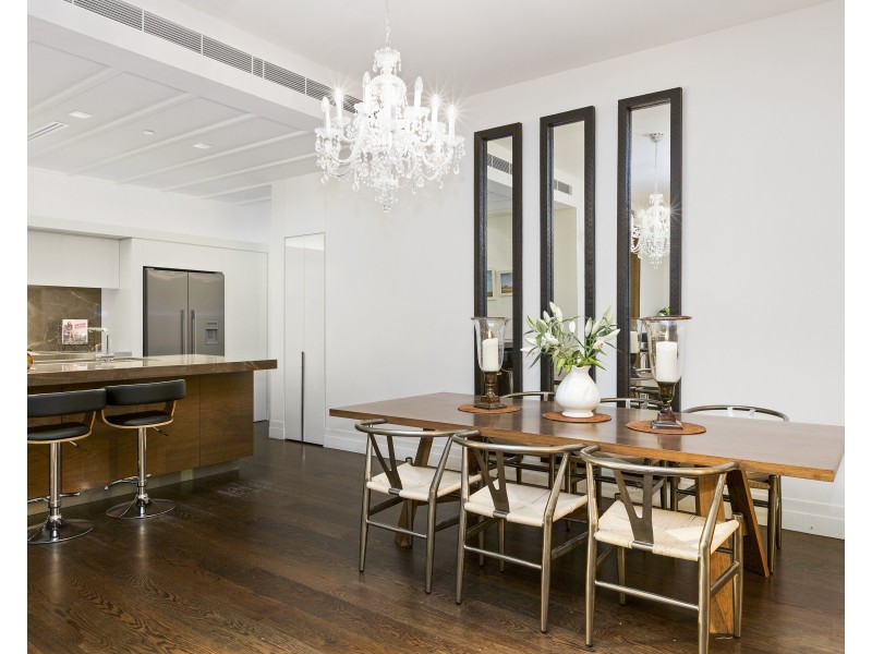 202/150 Clarendon Street, East Melbourne VIC 3002