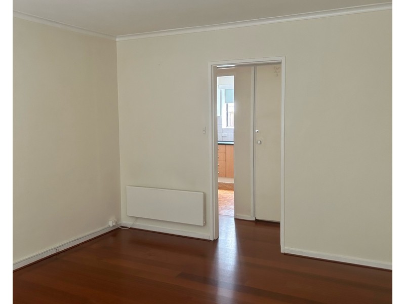 10/10 Minnie Street, Brunswick VIC 3056