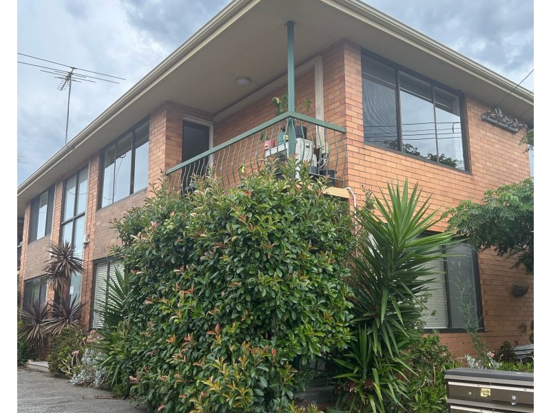 10/10 Minnie Street, Brunswick VIC 3056