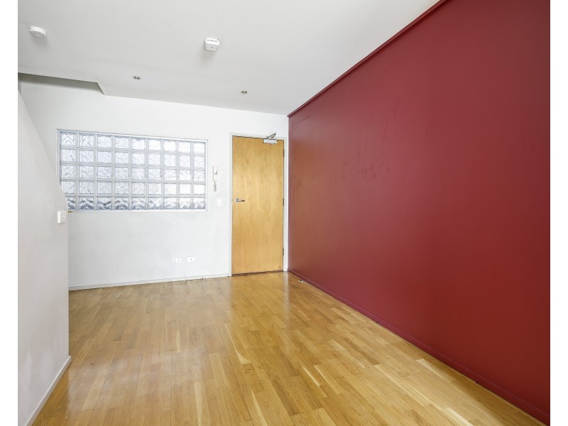 44/16-18 Bennetts Lane, Melbourne VIC 3000