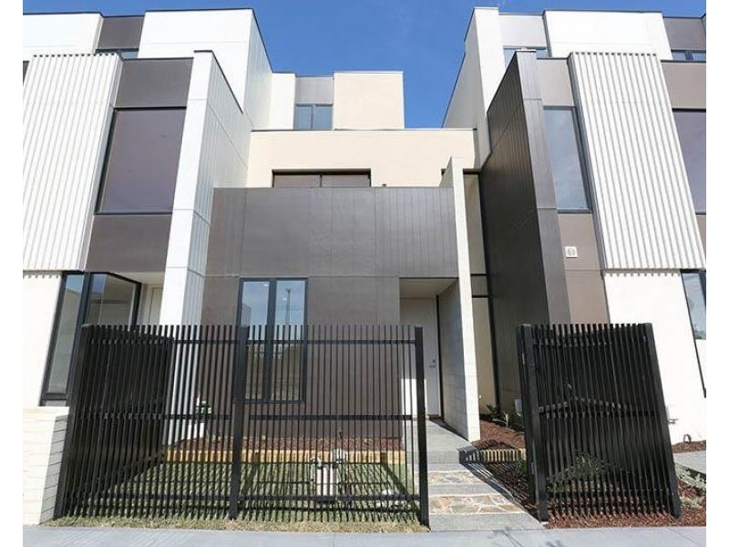 8 Harvest Court, Doncaster VIC 3108