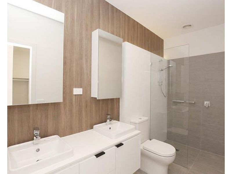 8 Harvest Court, Doncaster VIC 3108