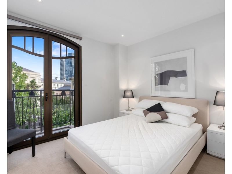 305/30 St Andrews Place, East Melbourne VIC 3002