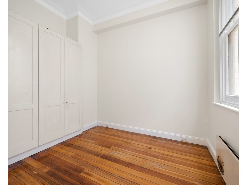 402/241 Flinders Lane, Melbourne VIC 3000
