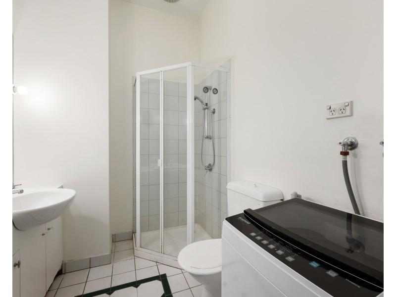 402/241 Flinders Lane, Melbourne VIC 3000