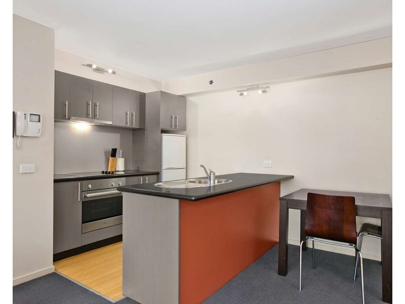 1402/325 Collins Street, Melbourne VIC 3000