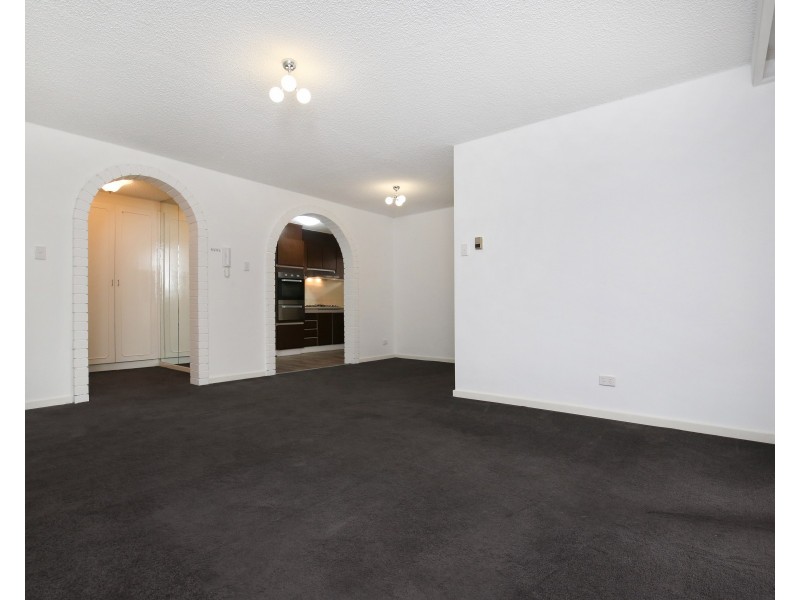 4/363 Balaclava Road, Caulfield North VIC 3161