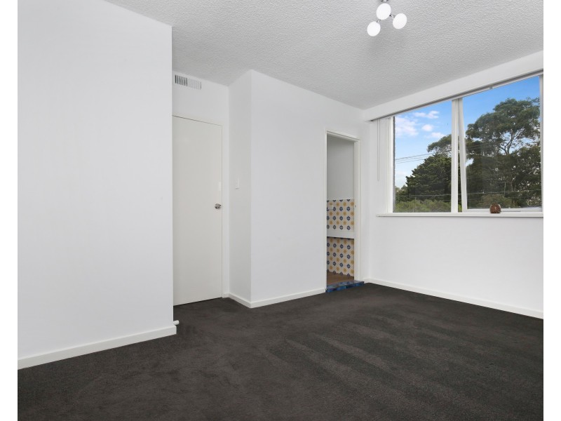 4/363 Balaclava Road, Caulfield North VIC 3161