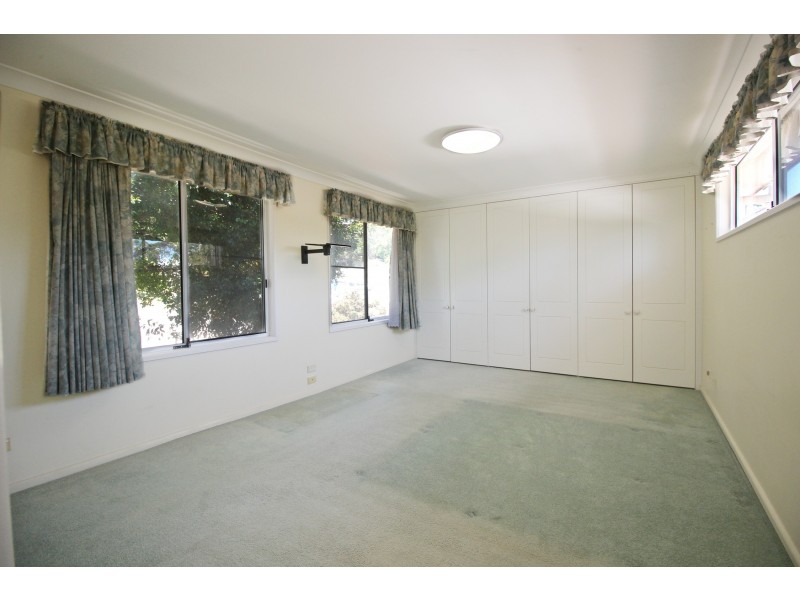 12 Naree Road, Frenchs Forest NSW 2086