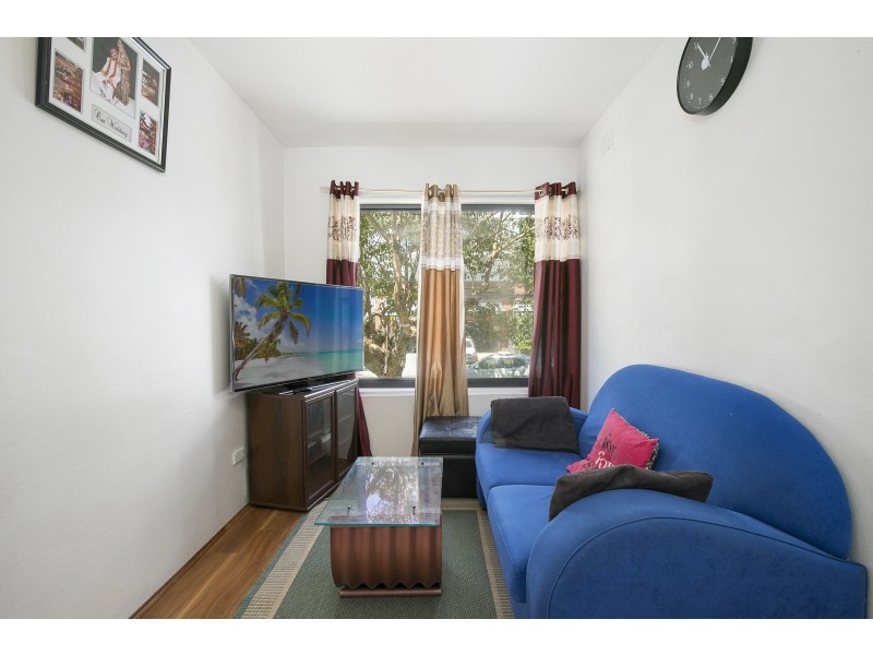 2/14 Pacific Parade, Dee Why NSW 2099