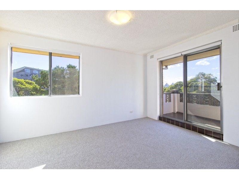 5/43 Oaks Avenue, Dee Why NSW 2099