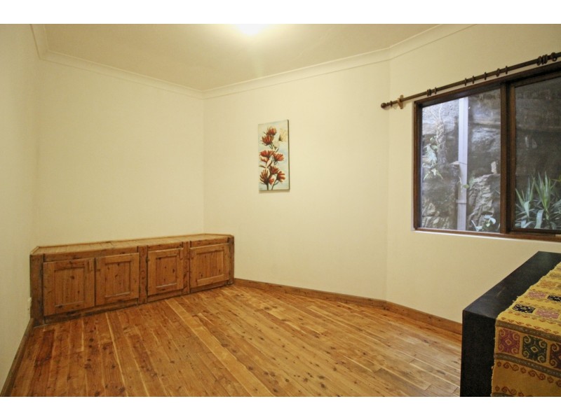 18a Consul Road, Brookvale NSW 2100