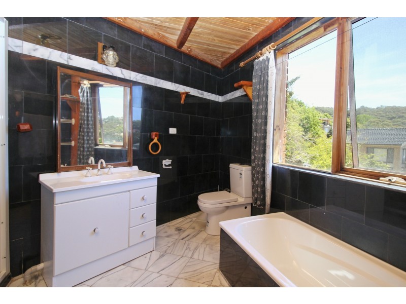 18a Consul Road, Brookvale NSW 2100