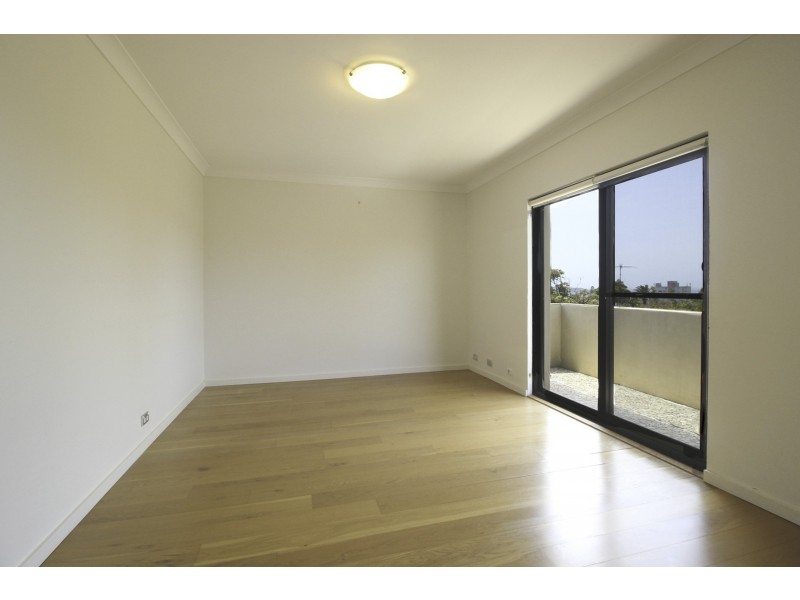 8/22 Wheeler Parade, Dee Why NSW 2099