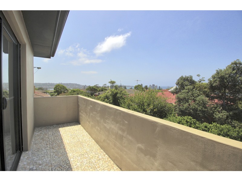 8/22 Wheeler Parade, Dee Why NSW 2099