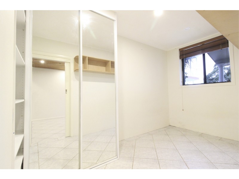 1/6 Eerawy Road, Allambie Heights NSW 2100