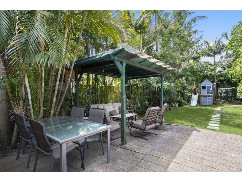 3 Pine Avenue, Brookvale NSW 2100