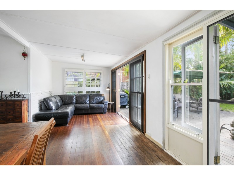 3 Pine Avenue, Brookvale NSW 2100