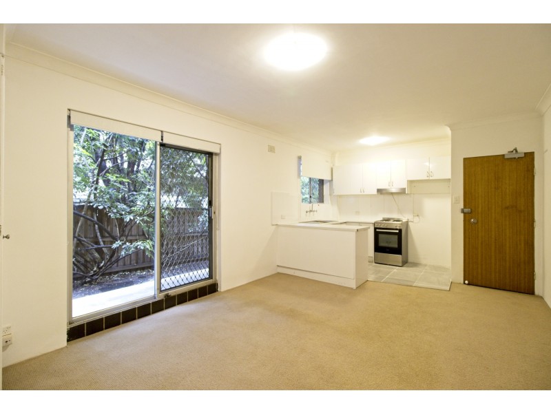 2/17 Lismore Ave, Dee Why NSW 2099