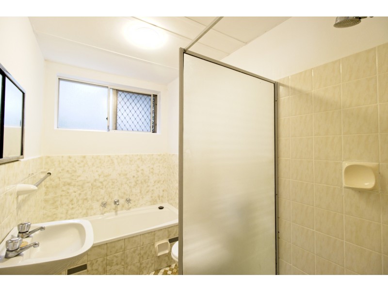 2/17 Lismore Ave, Dee Why NSW 2099