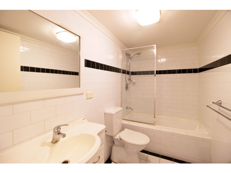 22/3-11 Hawkesbury Ave, Dee Why NSW 2099