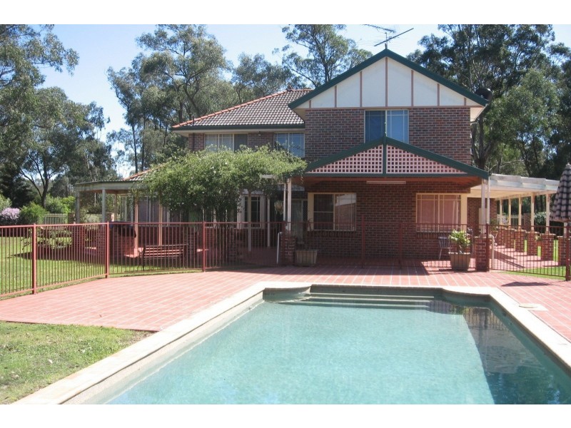28 Sanctuary Drive, Windsor Downs NSW 2756