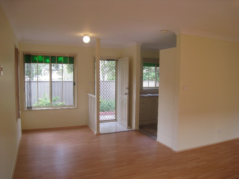 2/3  Ham Street, South Windsor NSW 2756