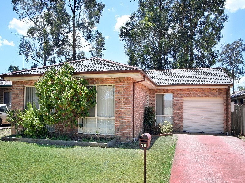 19 Perkins Street, Bligh Park NSW 2756