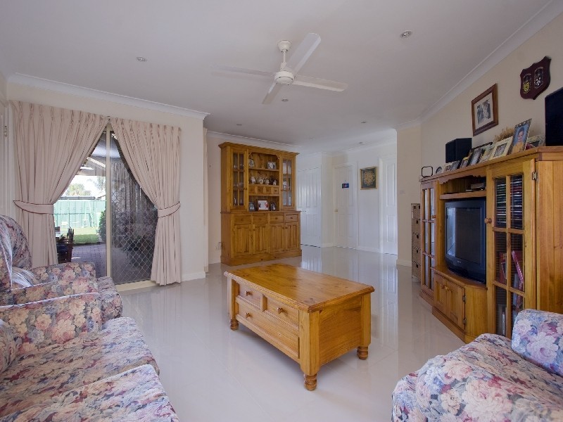 Mcgraths Hill NSW 2756