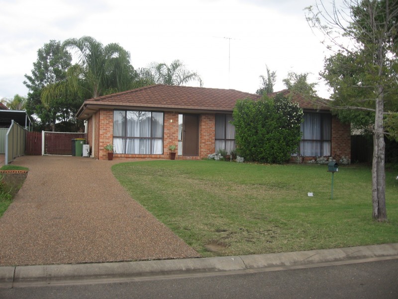 8 Settlers Cres, Bligh Park NSW 2756