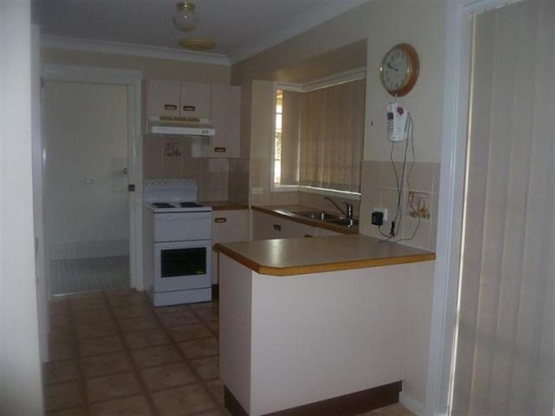 1/15 Strong Place, Richmond NSW 2753