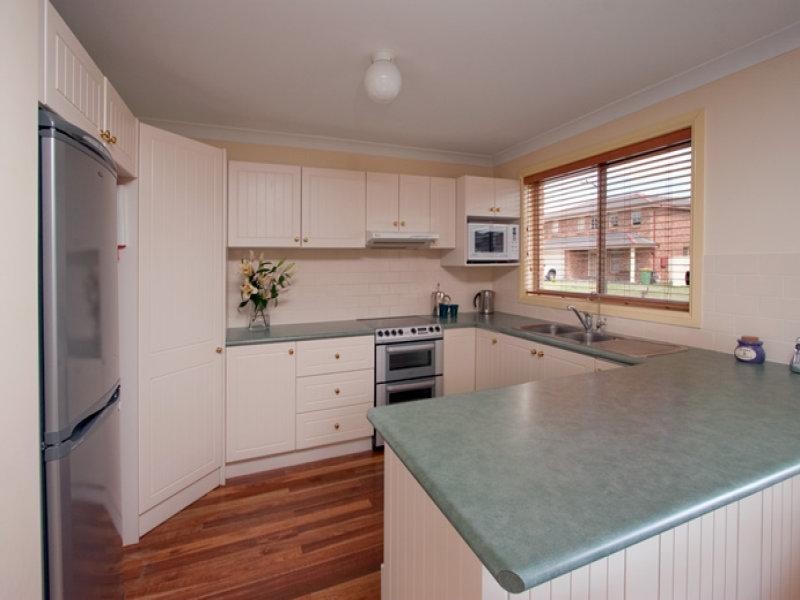 2 Tollgate Crescent, Windsor NSW 2756