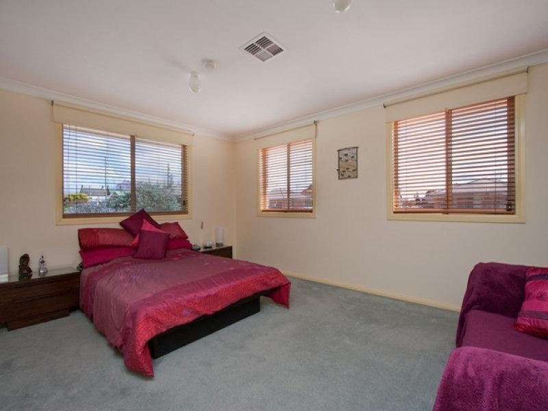 2 Tollgate Crescent, Windsor NSW 2756