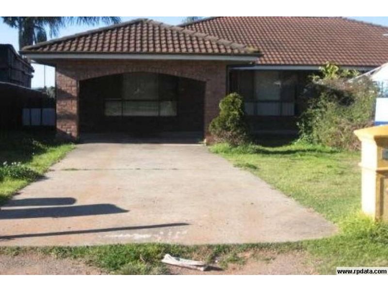 1/23 Harris Street, Windsor NSW 2756