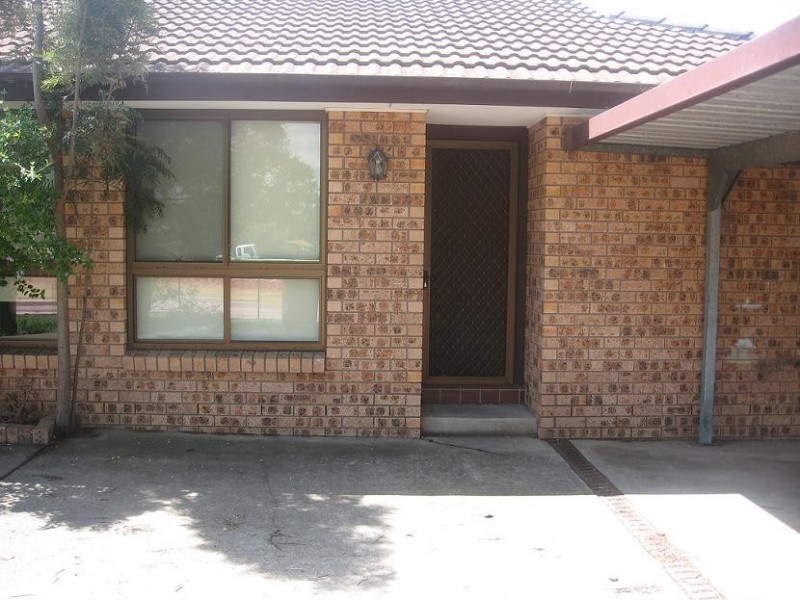 2/18 Mileham Street, South Windsor NSW 2756