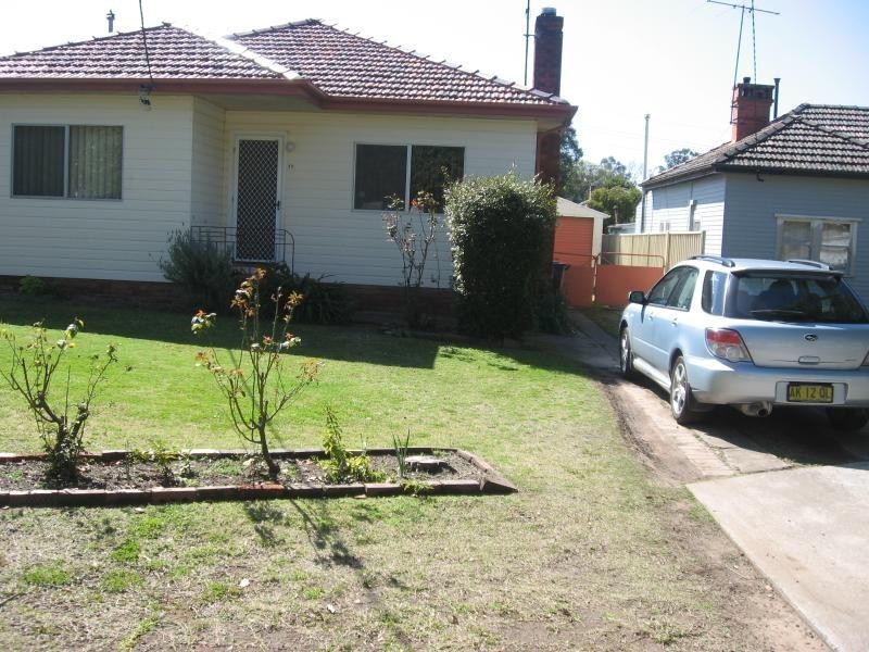 11 Fairfield Ave, Windsor NSW 2756