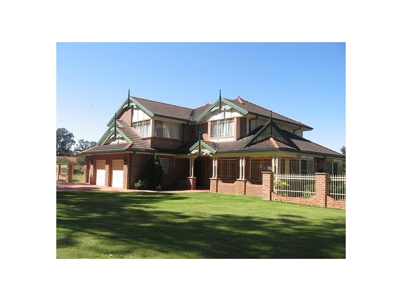 28 Sanctuary Drive, Windsor Downs NSW 2756