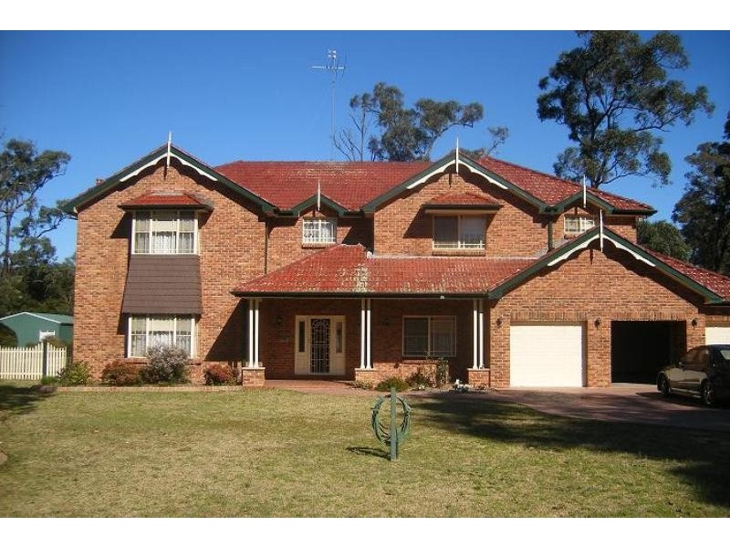 8 Willeroo Drive, Windsor Downs NSW 2756