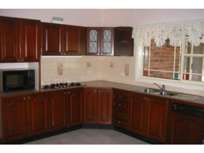 8 Willeroo Drive, Windsor Downs NSW 2756