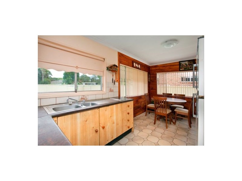 11 Hughes Street, Londonderry NSW 2753