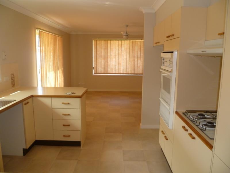 6 Albert Street, Mcgraths Hill NSW 2756