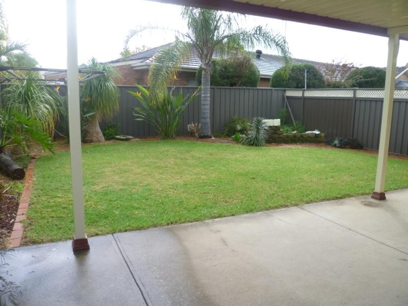 1/3 Ilma Close, Mcgraths Hill NSW 2756