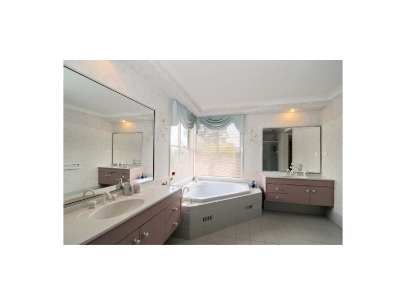 Mcgraths Hill NSW 2756