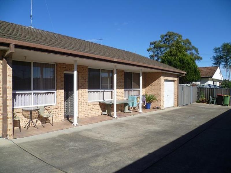2/10 Woods Road, South Windsor NSW 2756